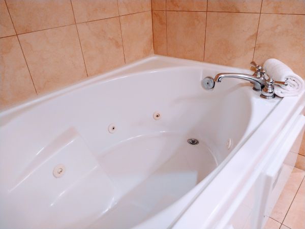 Jetted Tub Replacement in Corydon