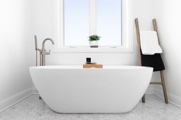 Freestanding Tub Installation in Corydon